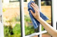 I trucchi casalinghi...per pulire i vetri